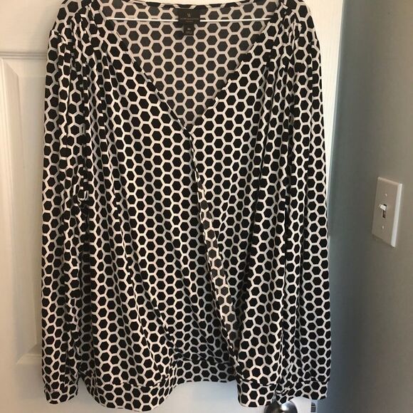 3 for $20 WORTHINGTON Black/White Poly Blouse 3X - Picture 7 of 7